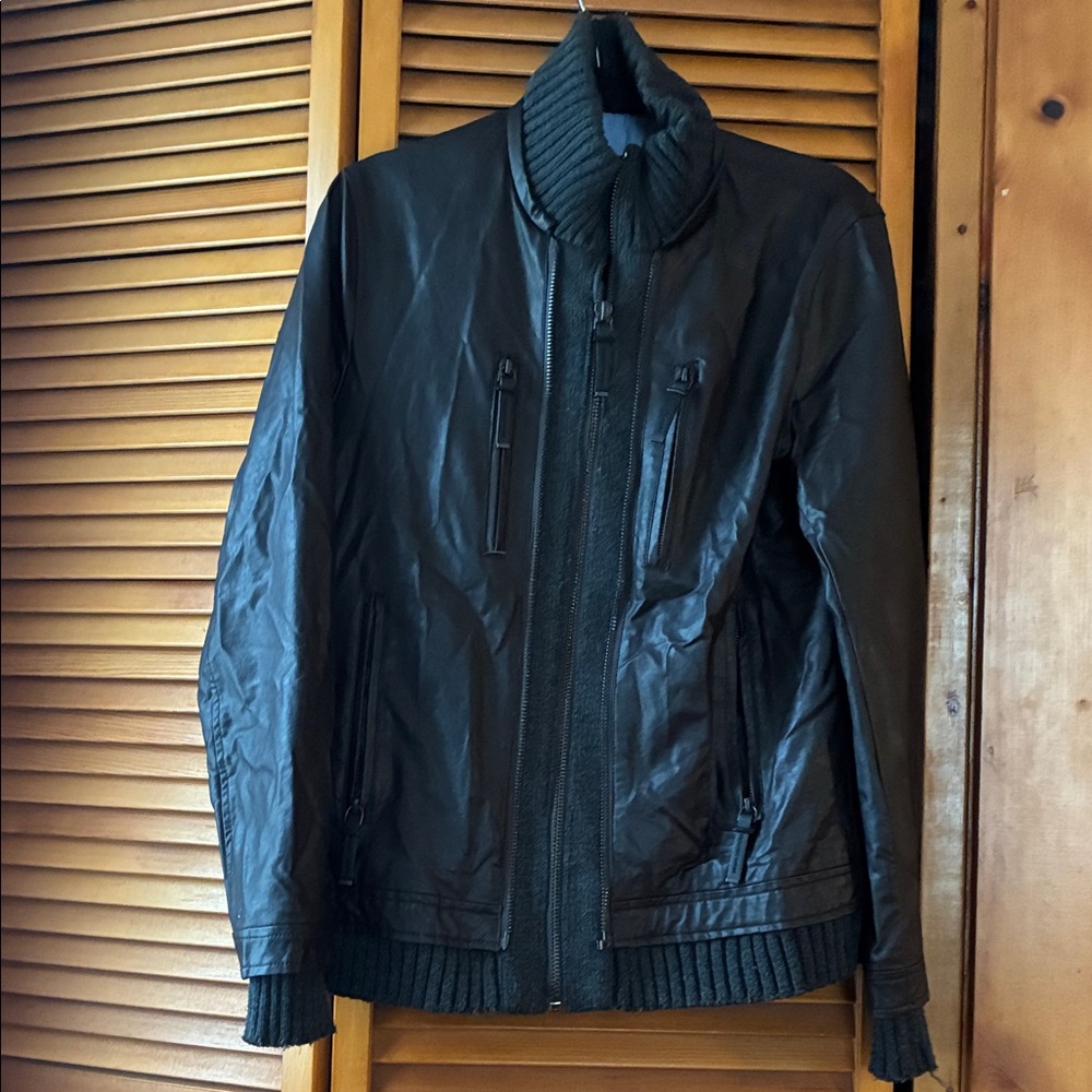 Zara Men's Black Windbreaker with Ribbed Details faux leather